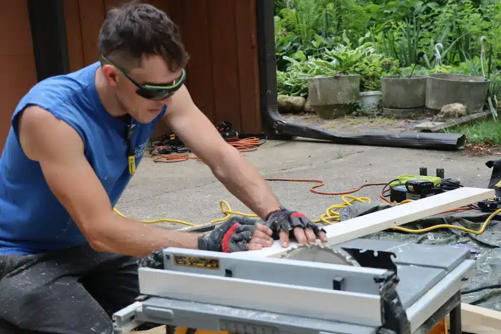 Aluminum Window Repair & Replacement