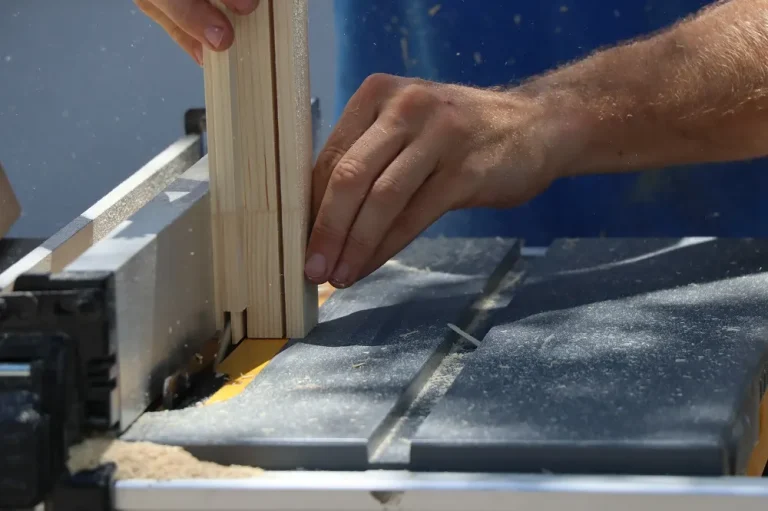 slamming-door-repair